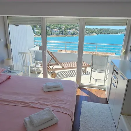 Stegic Apartment