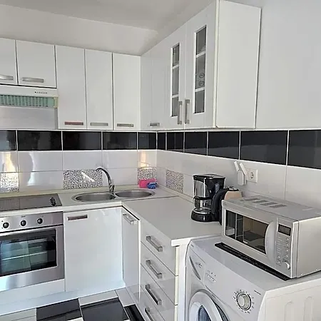 Stegic Apartman Tisno