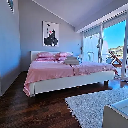 Apartman Stegic Tisno