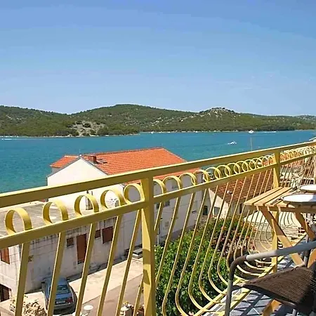 Stegic Apartman Tisno