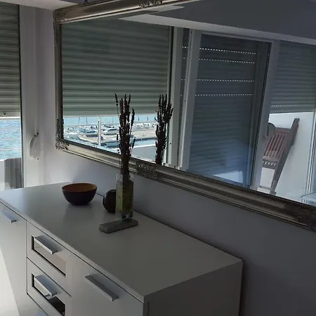 Apartment Stegic Tisno